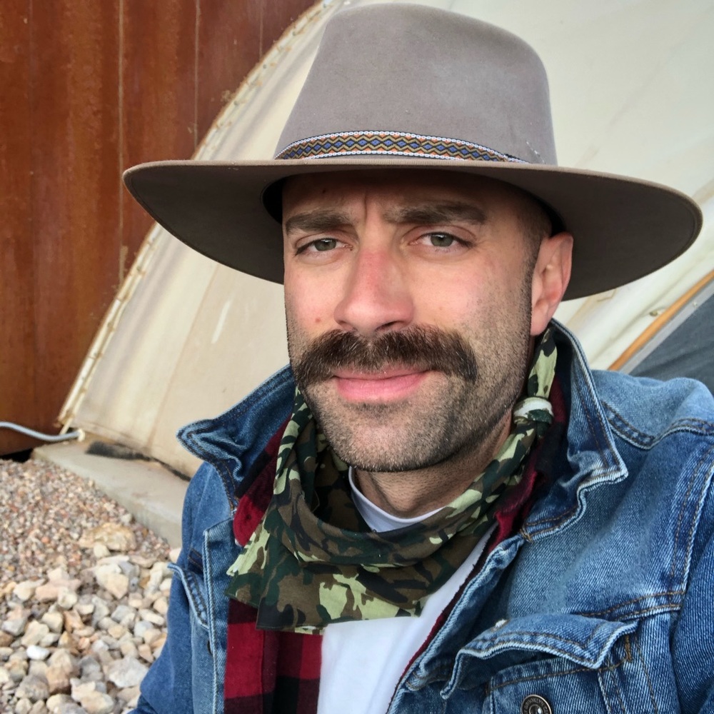 Meet your Posher, Mark